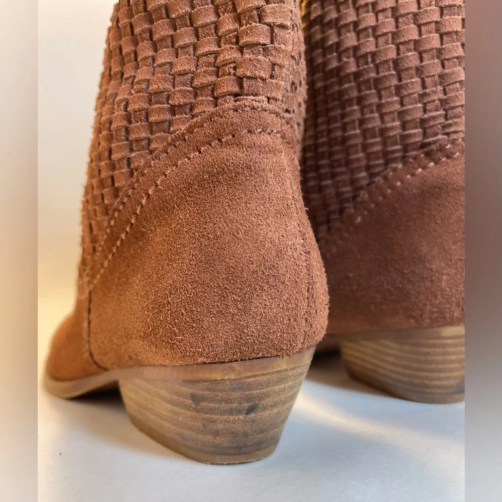 Nine West Vintage America Woven Suede‎ Boots Size 7.5M